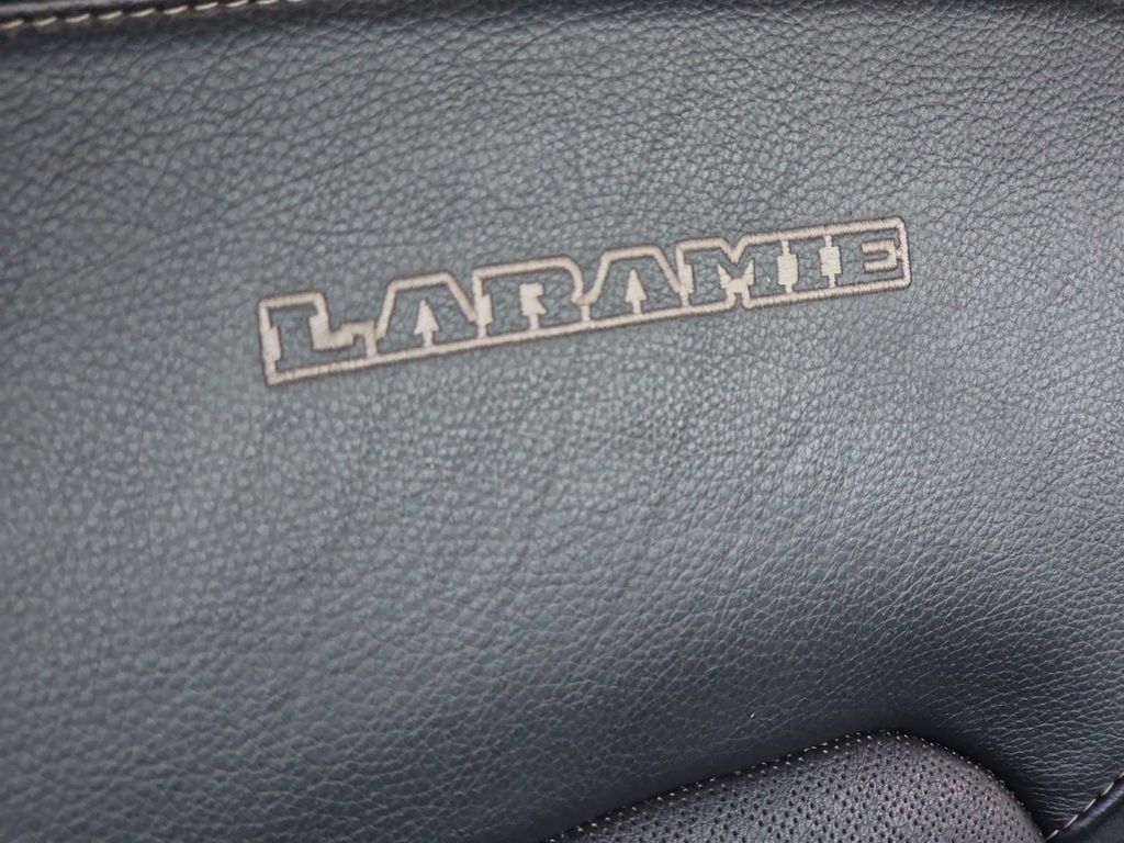 Used 2019 RAM 1500 Laramie AWD/4WD image 27