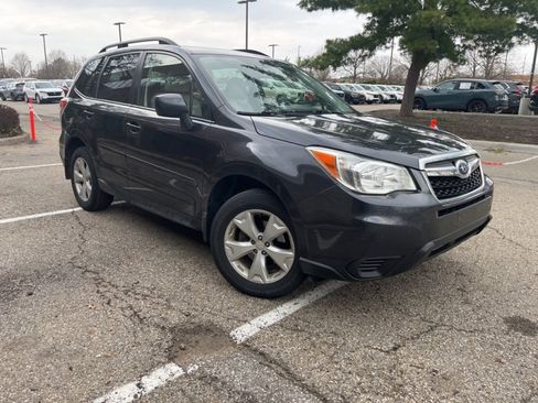 Used 2016 Subaru Forester 2.5i Premium w/ All-Weather Package image 3