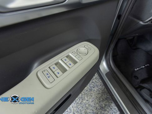 Used 2024 Hyundai Santa Fe SE AWD/4WD image 12