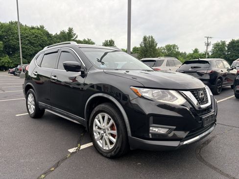 Used 2018 Nissan Rogue SV w/ Premium Package AWD/4WD image 3
