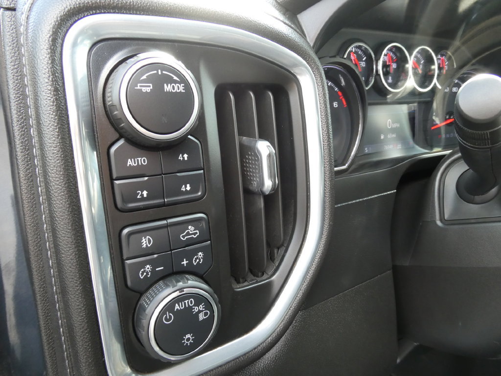 Certified 2021 Chevrolet Silverado 1500 LT Trail Boss w/ Convenience Package II AWD/4WD image 26