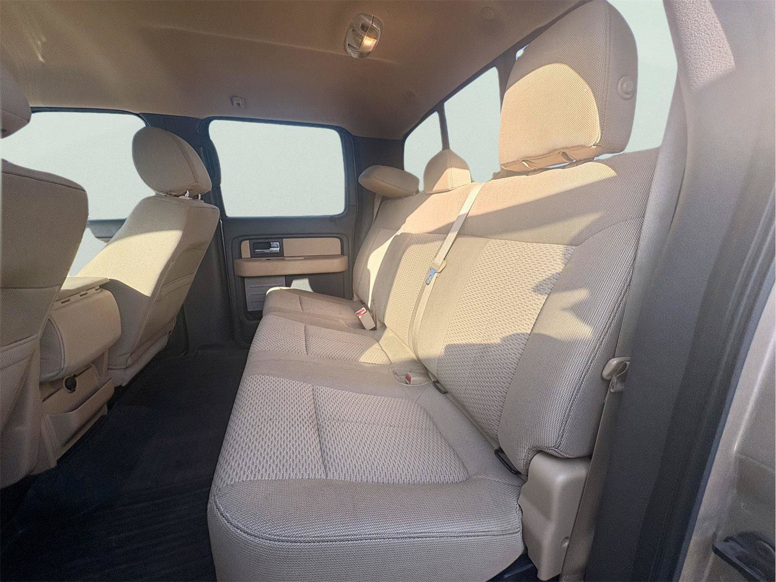 Used 2014 Ford F150 XLT w/ Equipment Group 302A Luxury RWD image 6