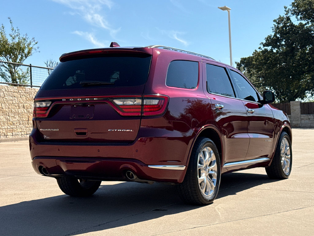 Used 2018 Dodge Durango Citadel w/ Technology Group RWD image 8