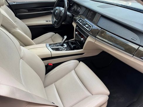Used 2012 BMW 740i RWD image 23
