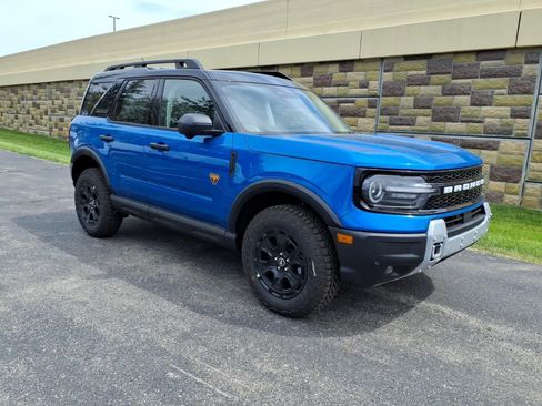 New 2026 Ford Bronco Sport Badlands AWD/4WD image 1