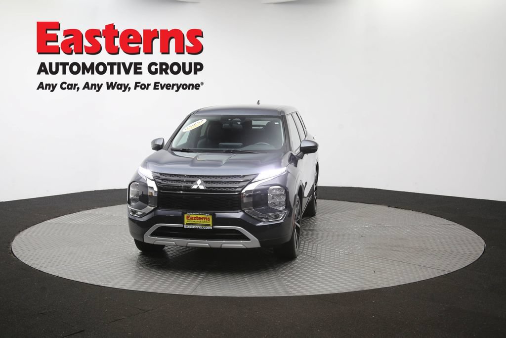 Used 2024 Mitsubishi Outlander SE AWD/4WD image 56