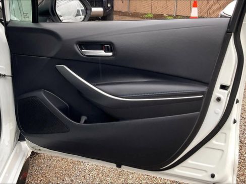Used 2021 Toyota Corolla SE image 22