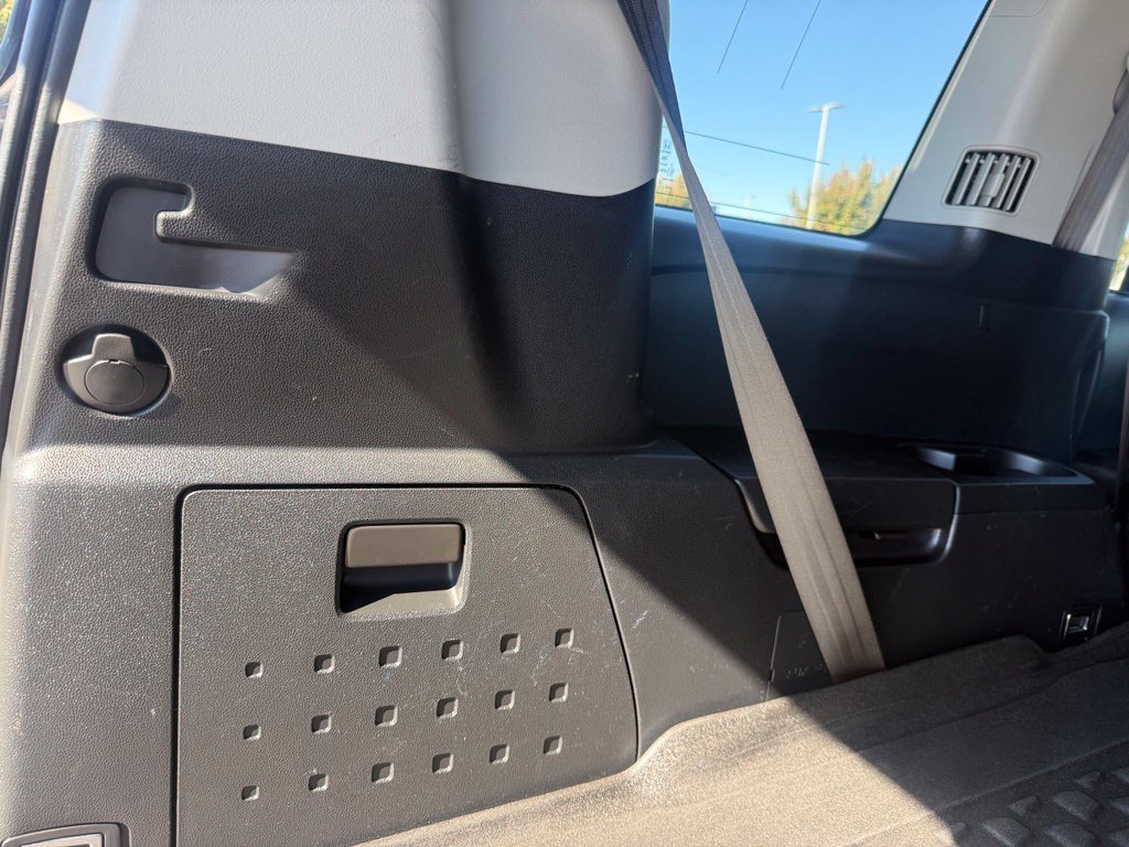 Used 2013 Honda Pilot Touring image 2