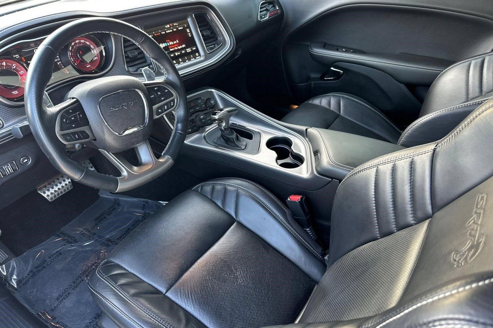 Used 2023 Dodge Challenger SRT Hellcat RWD image 4