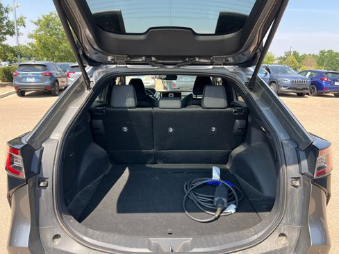 Used 2023 Subaru Solterra AWD image 32