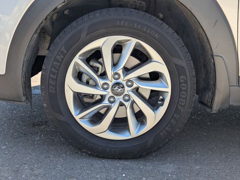 Used 2017 Hyundai Tucson SE AWD/4WD image 46