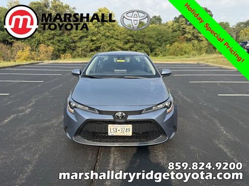 Used 2022 Toyota Corolla LE image 8