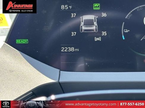 Certified 2025 Toyota Prius Plug-In Hybrid FWD image 29