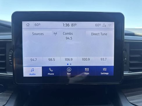 Used 2020 Ford Explorer Limited w/ Class III Trailer Tow Package RWD image 16