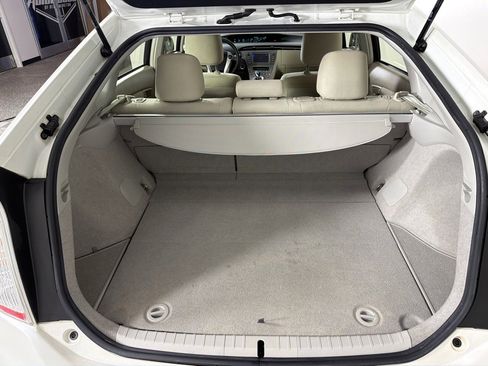 Used 2015 Toyota Prius Two FWD image 20