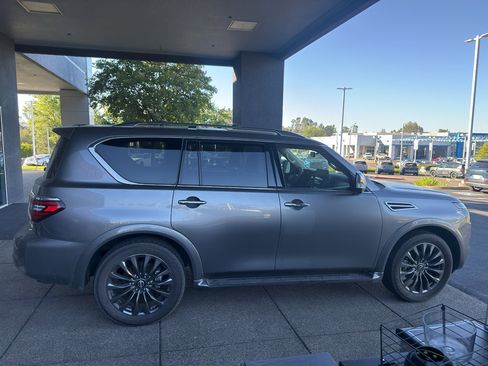 Used 2024 Nissan Armada Platinum w/ Captain's Chairs Package AWD/4WD image 4