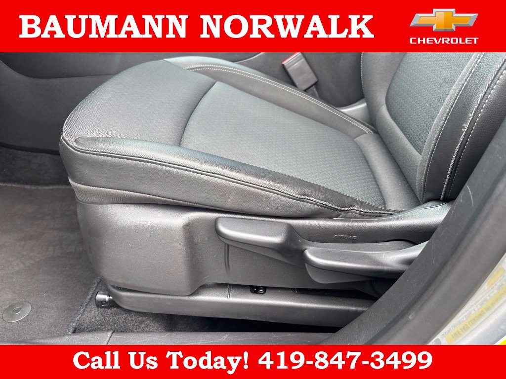 Used 2025 Buick Encore GX Preferred FWD image 17