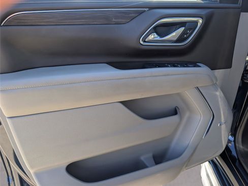 Used 2024 Chevrolet Tahoe LT image 31