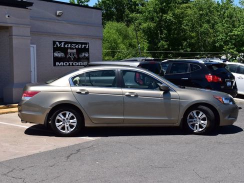 Used 2009 Honda Accord LX-P image 4