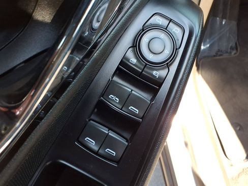 Used 2023 Chevrolet Traverse RS AWD/4WD image 14