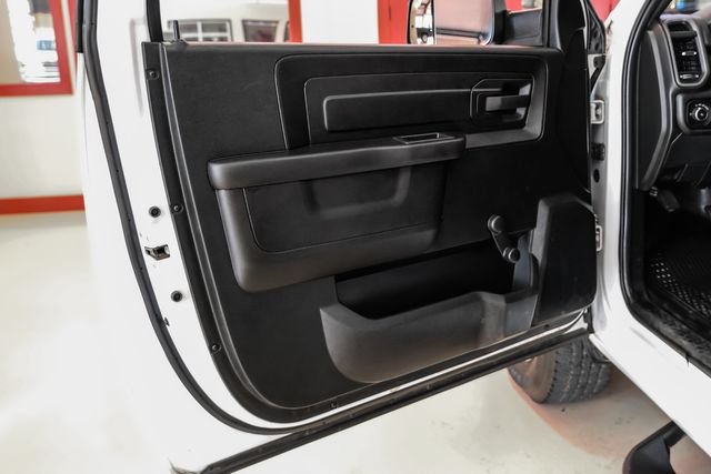 Used 2022 RAM 3500 Tradesman RWD image 36