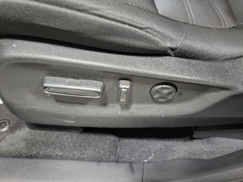 Used 2021 Honda CR-V EX image 27