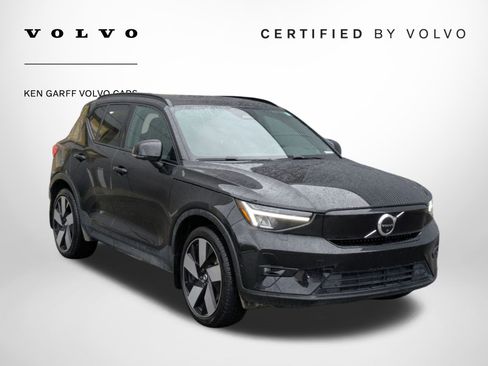 Certified 2023 Volvo XC40 Recharge Plus image 1