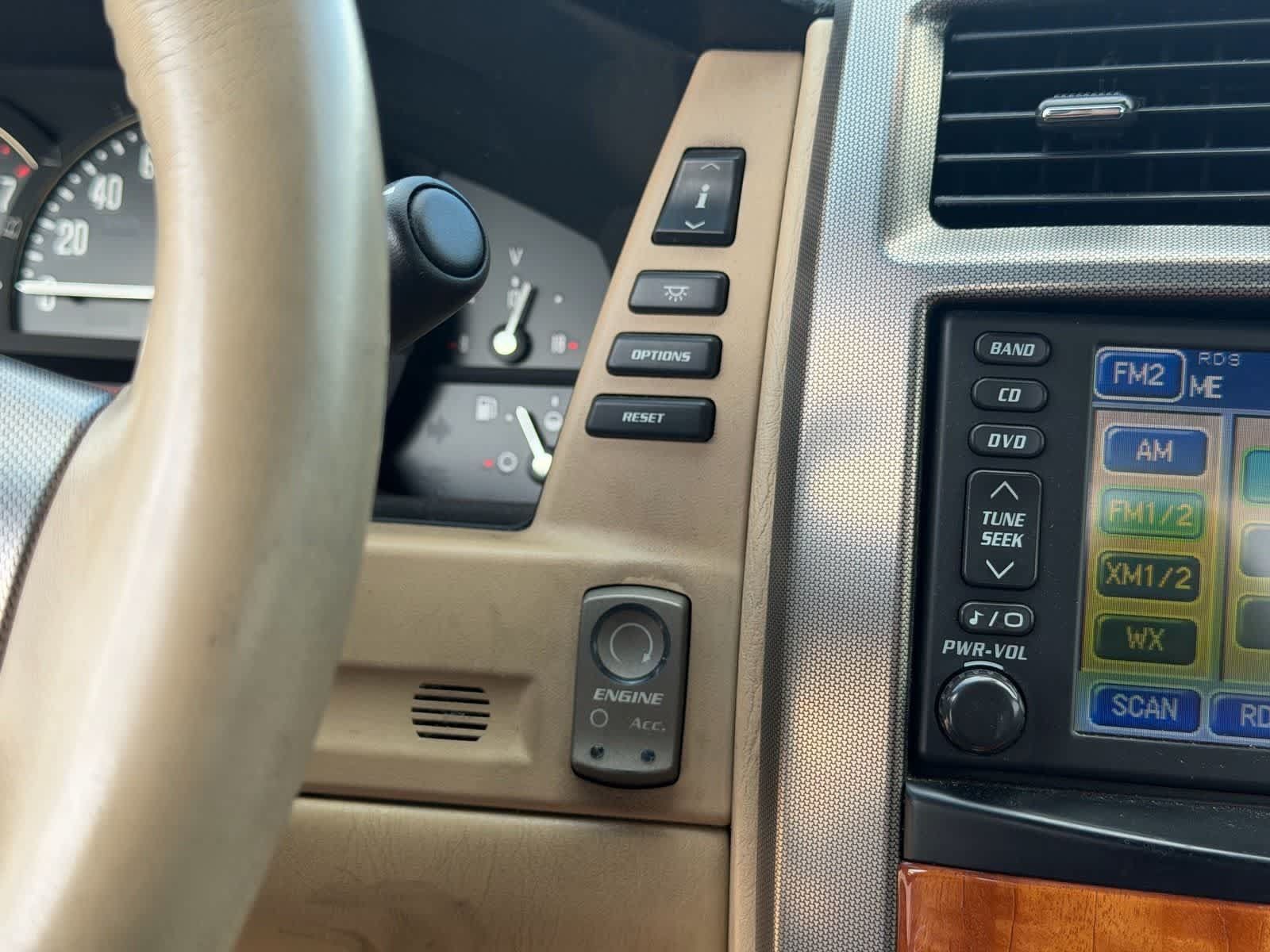 Used 2007 Cadillac XLR RWD image 16