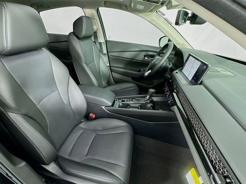 Certified 2025 Honda Accord Touring image 41