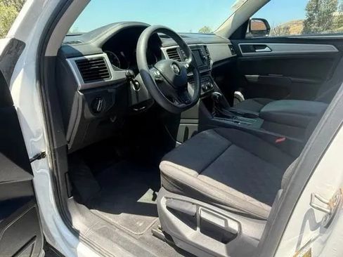 Used 2018 Volkswagen Atlas S FWD image 8