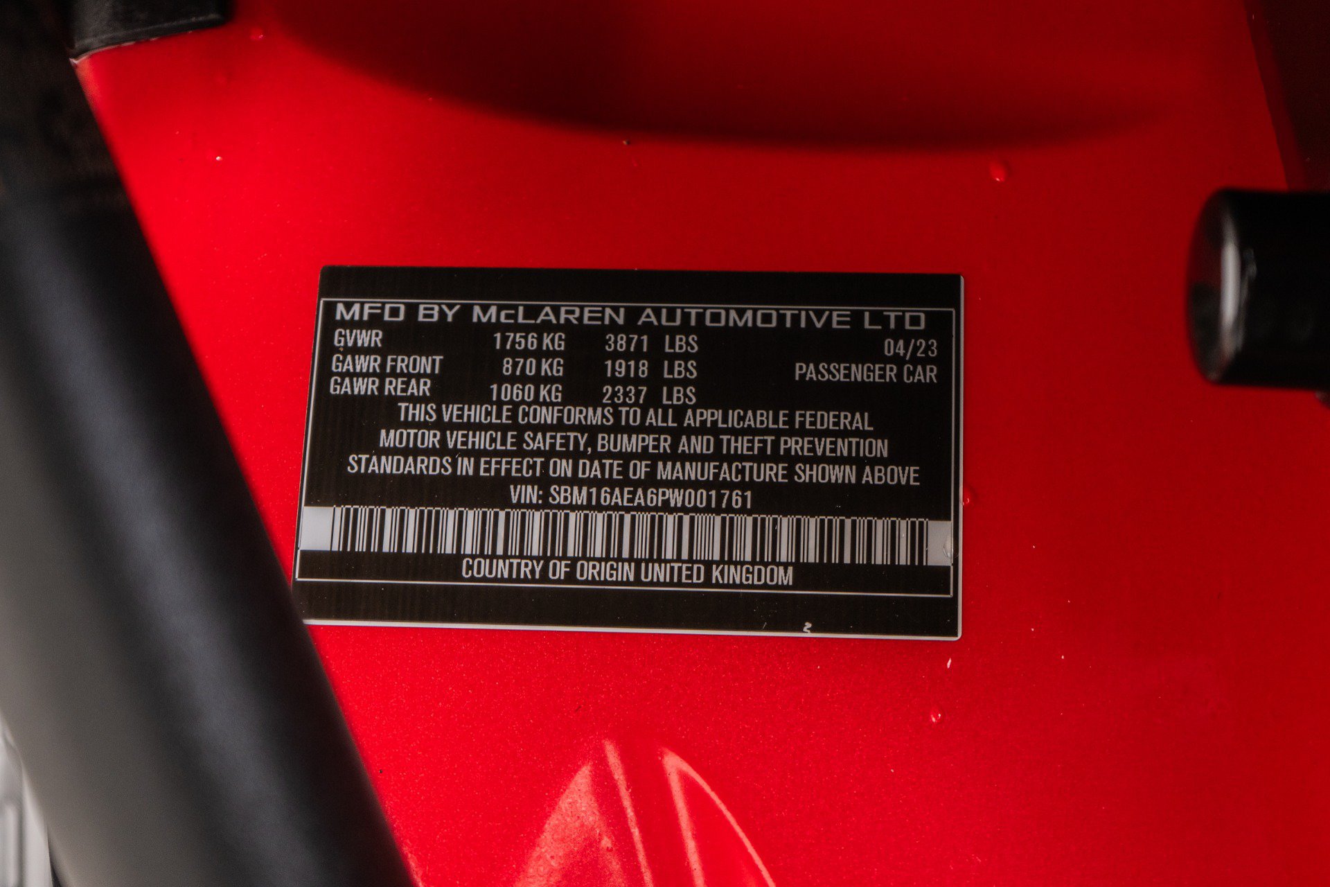 Used 2023 McLaren Artura RWD image 18