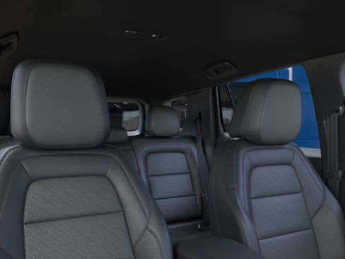 New 2026 Chevrolet Equinox LT w/ Convenience Package II image 24