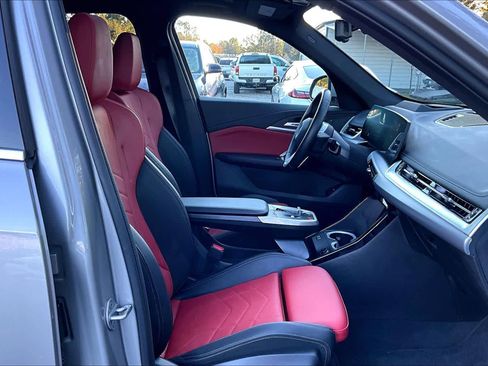 Certified 2025 BMW X1 xDrive28i w/ Technology Package image 8