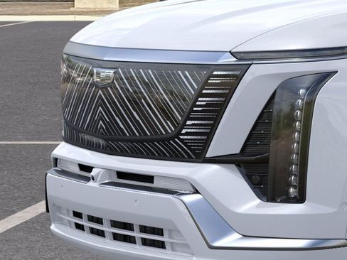 New 2026 Cadillac Vistiq Platinum image 13