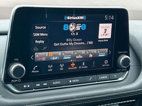 Used 2023 Nissan Rogue SV image 31