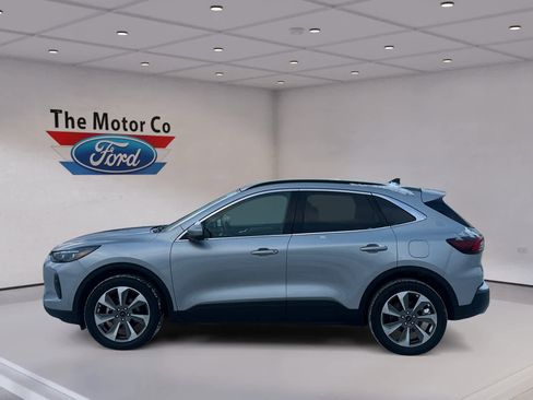 Certified 2024 Ford Escape Platinum image 8