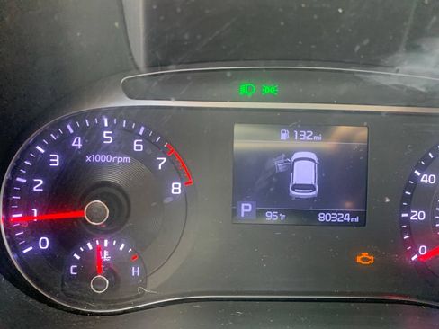 Used 2022 Kia Soul LX FWD image 6