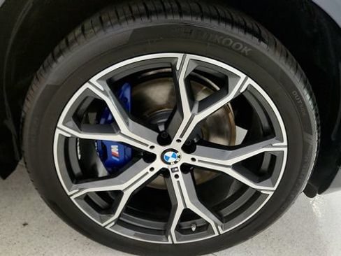Used 2022 BMW X5 sDrive40i w/ M Sport Package RWD image 82