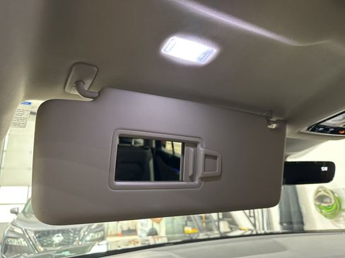 Certified 2025 Volkswagen Atlas Peak Edition SE image 70