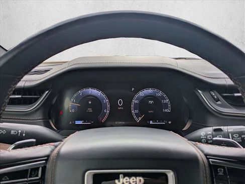 Used 2022 Jeep Grand Cherokee L Summit w/ Luxury Tech Group V RWD image 7