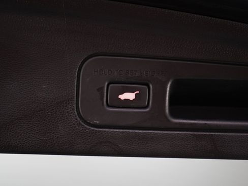 Used 2022 Acura MDX SH-AWD w/ Advance Package image 18