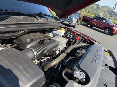 Used 2024 RAM 1500 Laramie AWD/4WD image 30