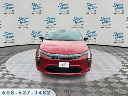 New 2027 Chrysler Pacifica Select
