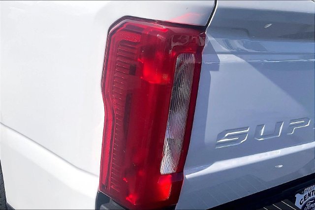Used 2026 Ford F350 XLT RWD image 26