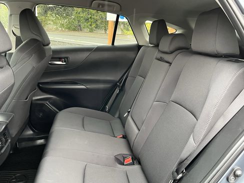 Used 2024 Toyota Venza LE image 14