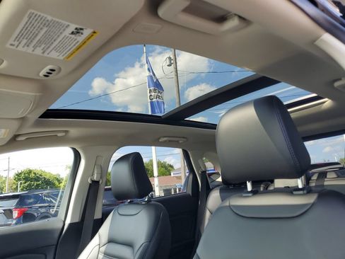 Used 2023 Ford Edge SEL w/ Convenience Package AWD/4WD image 10