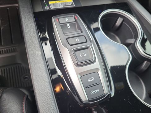 Used 2024 Honda Passport Black Edition image 16