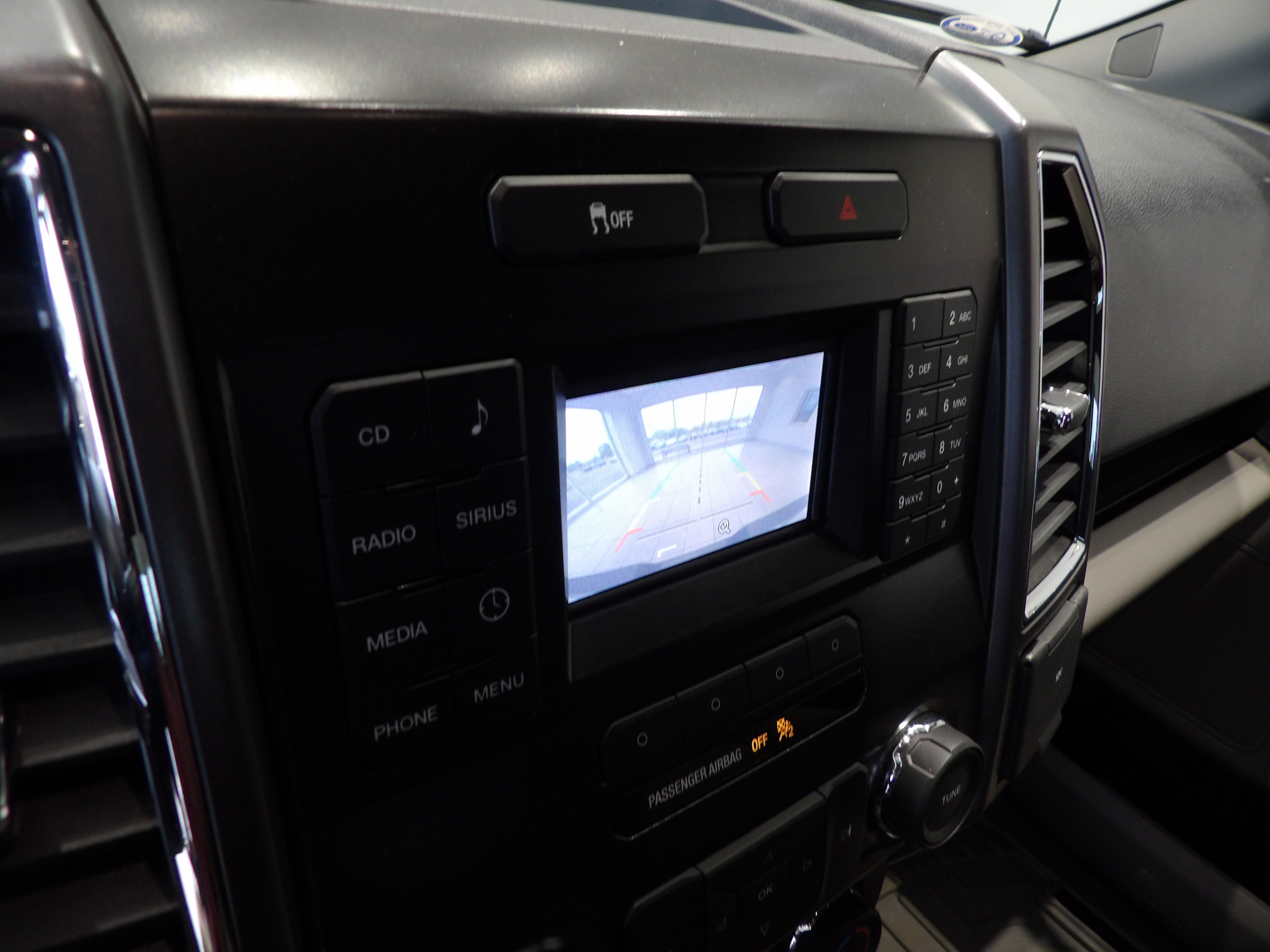 Used 2015 Ford F150 XLT w/ Equipment Group 301A Mid AWD/4WD image 13