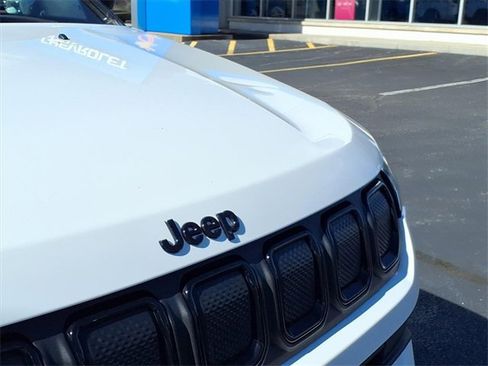 Used 2022 Jeep Compass Latitude w/ Convenience Group image 28