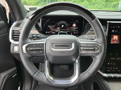 Used 2026 GMC Acadia Denali w/ Super Cruise Package AWD/4WD image 32